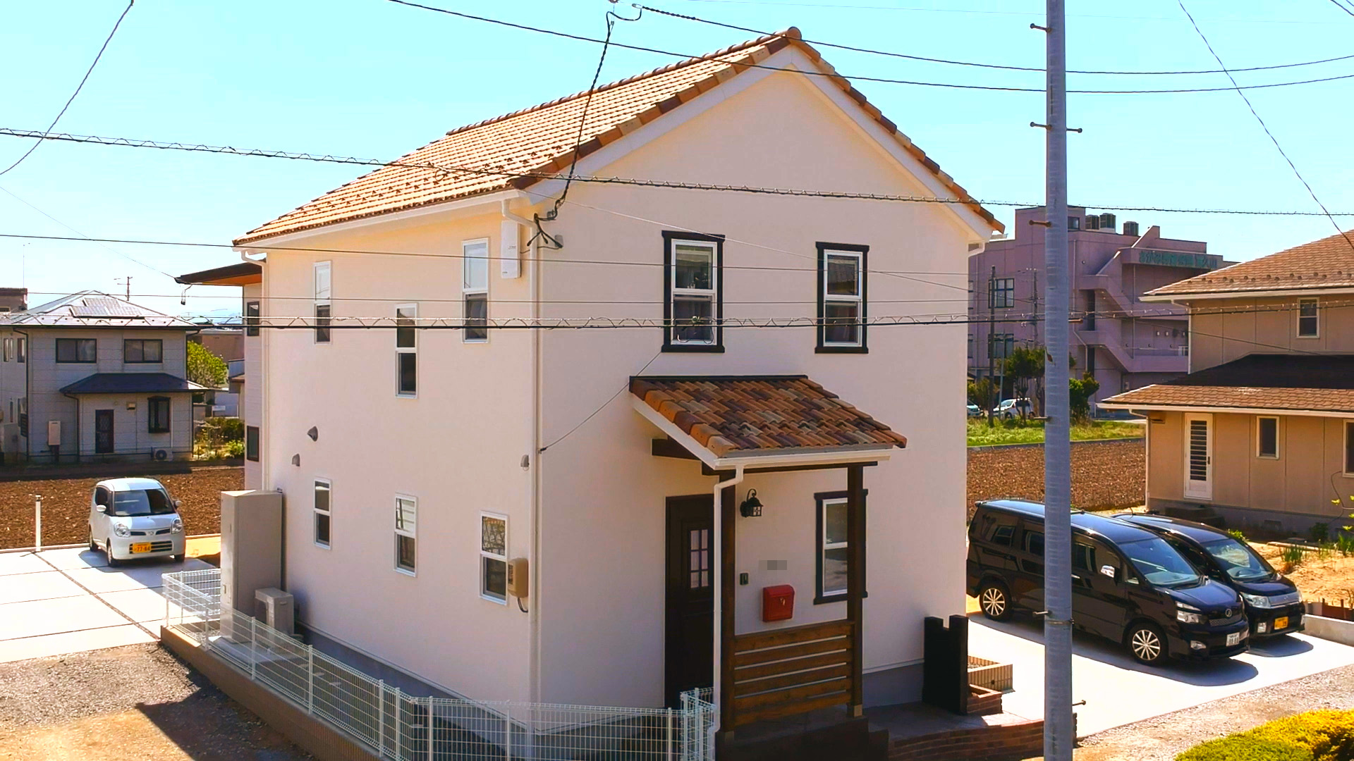 ママが主役のキッチンが光で溢れる、どの部屋にいても笑顔になれるママンの家が完成しました。